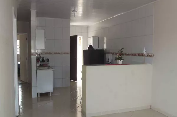 Casa em alvenaria contendo 3 quartos,sala/cozinha conj.,banheiro,lavanderia entrada para carro - Foto 5