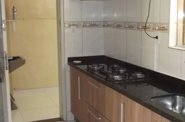 Sobrado contendo 4 quartos, sala,cozinha planejada, banheiro, lavabo, lavanderia, churrasqueira, garagem. - Foto 3
