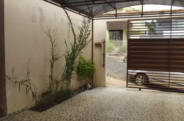 Sobrado contendo 4 quartos, sala,cozinha planejada, banheiro, lavabo, lavanderia, churrasqueira, garagem. - Foto 5