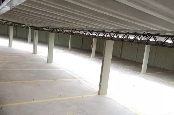 Apartamento residencial em Alvenaria contendo 02 quartos, sala, cozinha, banheiro, área de serviço e garagem. - Foto 5