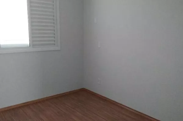 Apartamento residencial em Alvenaria contendo 03 quartos, sala, cozinha, banheiro, área de serviço e garagem. - Foto 6