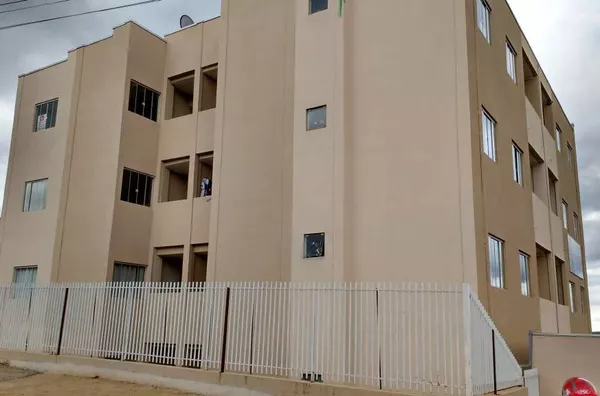 Apartamento medindo 66,63  m² com 02 quartos, sala, cozinha, banheiro, área de serviço, varanda e 01 vaga de garagem - Foto 1