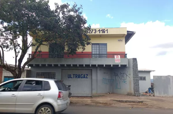 Apartamento comercial com 01 sala de reunião, 01 sala de recepção, 03 salas de escritório, 01 wc e sacada. - Foto 2