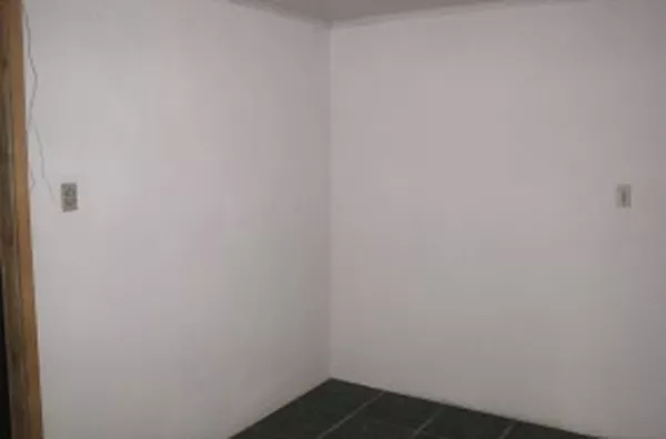 Casa em alvenaria, contendo 01 quarto grande, sala, cozinha, wc e área de serviço, entrada separada.  Obs: Sem crianças e animais. - Foto 6