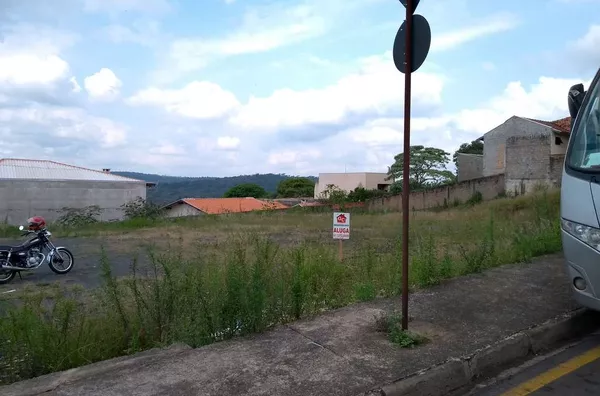 TERRENO SEM BENFEITORIAS 478,50 M² - Foto 1