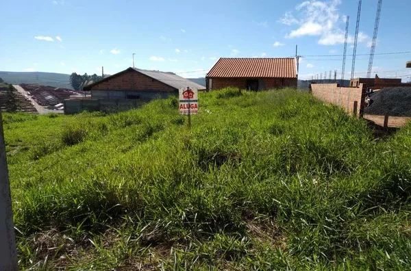 Lote de terreno urbano sem benfeitorias com aproximadamente 200,59 m².