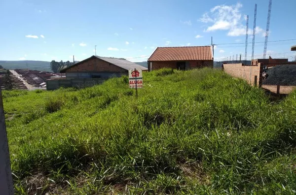 Lote de terreno urbano sem benfeitorias com aproximadamente 200,59 m².