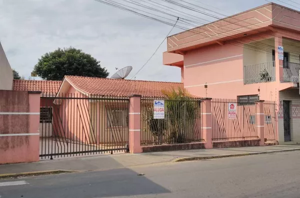 CASA RESIDENCIAL EM ALVENARIA - 02 QUARTOS, 01 SALA, 01 COZINHA, 01 COPA, 01 LAVANDERIA, 01 QUARTO DESPEJO, CHURRASQUEIRA C/ BANHEIRO, 01 GARAGEM - Foto 1