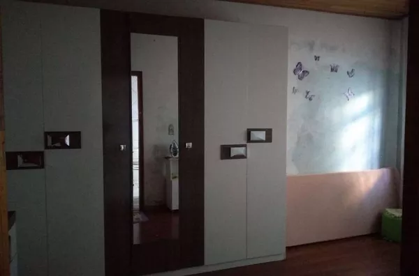 IMÓVEL RESIDENCIAL EM ALVENARIA - CONTENDO 01 SALA, 01 COPA, 01 COZINHA, 01 SUÍTE, 01 WC SUITE, 02 QUARTOS, 01 BANHEIRO, LAVANDERIA, 01 GARAGEM    *MOBILIA COMPLETA* - Foto 5