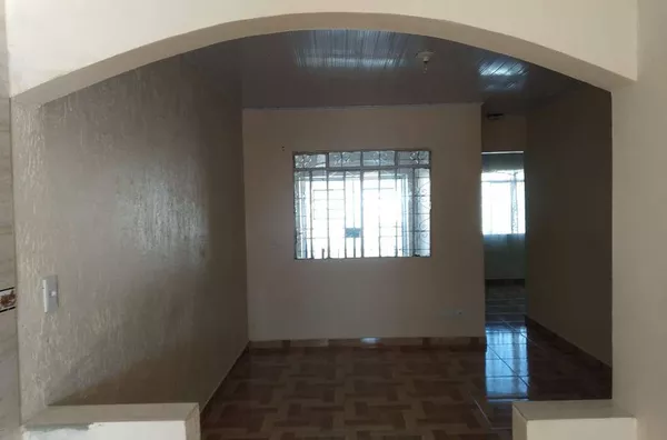 Casa  em alvenaria com 02 quartos, sala, copa, cozinha, 1 quarto de despejo, lavanderia, garagem fechada. - Foto 6