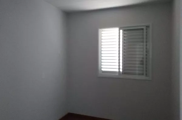 Apartamento residencial em Alvenaria contendo 02 quartos, sala, cozinha, banheiro, área de serviço e garagem. - Foto 6