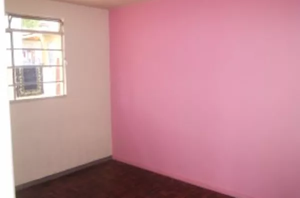 Casa em alvenaria, contendo 02 quartos, sala, cozinha, wc, área de serviço e garagem. - Foto 3
