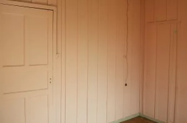 Casa mista contendo 04 quartos, sala para 02 ambientes, copa, cozinha, wc social, despensa, área de serviço, quarto de despejo, área externa com churrasqueira, quarto de despejo e wc, garagem coberta na lateral  e subsolo. - Foto 6