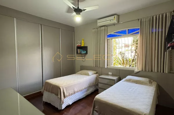 QUARTO SOLTEIRO