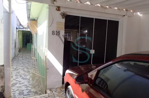 Casa à Venda – Bairro São Lourenço 