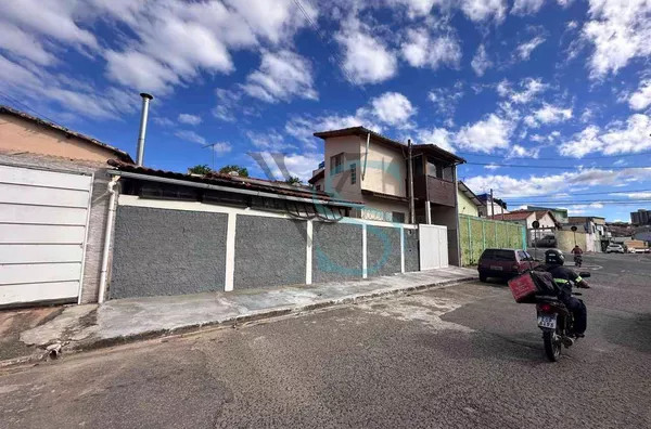 Excelente casa de 3 dormitórios, 2 suítes, Vila Mineirão 