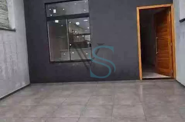 Casa Nova Individual com dois dormitórios no Santa Marta