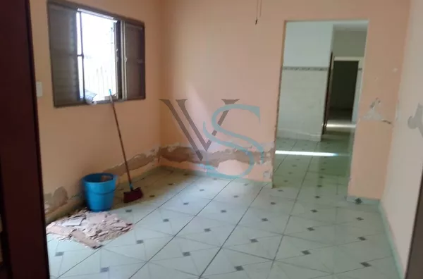Casa à Venda – Bairro São Lourenço 