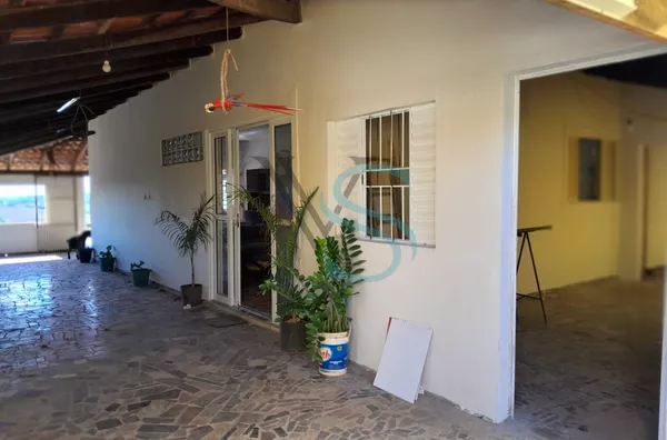 Chácara para venda, 3 quarto(s),  Bosque Dos Eucaliptos, Araçoiaba Da Serra