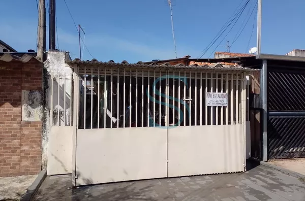 Casa à Venda – Bairro São Lourenço 