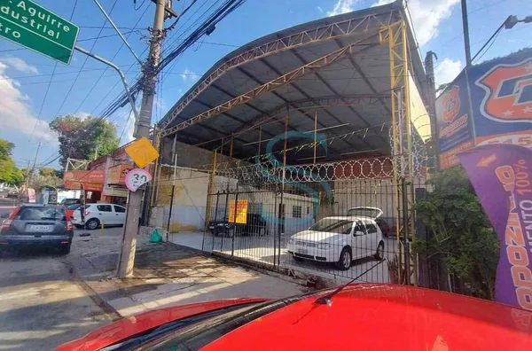 Ótimo barracão disponível!