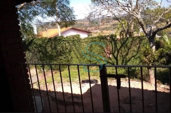 CASA A VENDA EM SÃO ROQUE 