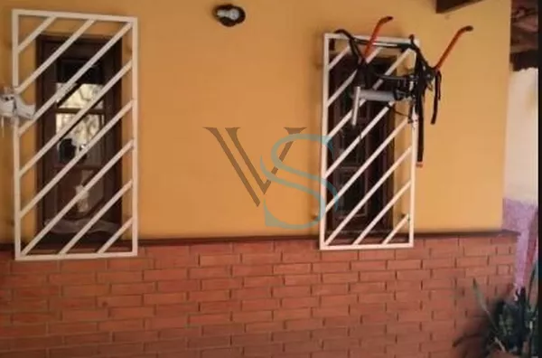 CASA A VENDA EM SÃO ROQUE 