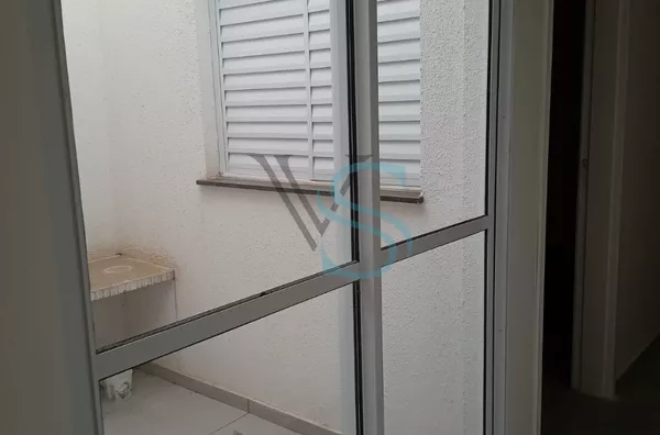 Excelente Casa em Condomínio para Venda 