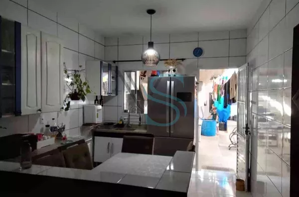EXCELENTE CASA JARDIM TOPAZIO