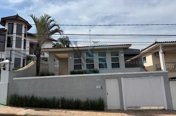 CASA COM SALÃO COM TRES DORMITORIOS, SANTA ROSALIA, SOROCABA