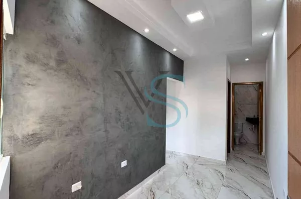 Excelente Casa de 1 Dormitórios no Santa Marta