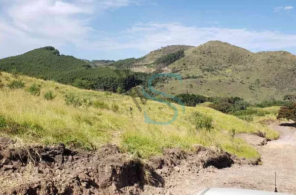 Area na Serra da Mantiqueira – Próximo a Poços de Caldas e Águas da Prata (SP)