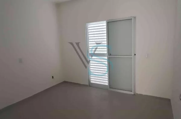 Excelente Casa em Condomínio 
