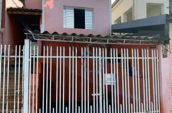 Casa com 2 dormitórios na Santa Rosália 