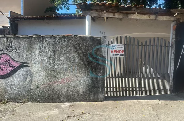 São 4 casas iniciando na esquina, Andrelino de Souza, com Amaro Vieira da Silva 248 até o número 66, 350 metros quadrados 
