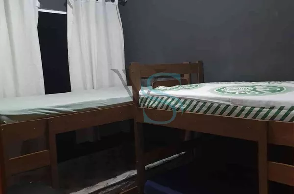 Casa Assobradada em condomínio na zona norte