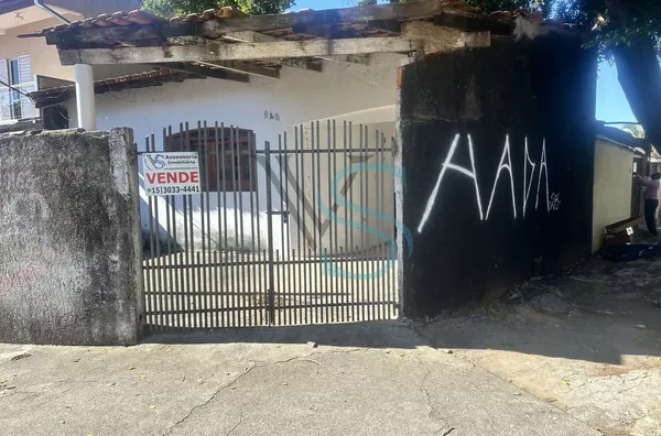 São 4 casas iniciando na esquina, Andrelino de Souza, com Amaro Vieira da Silva 248 até o número 66, 350 metros quadrados 