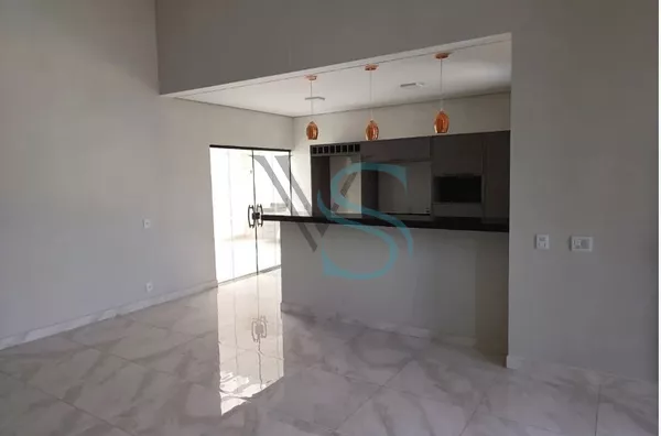 Excelente Casa em Condomínio Residencial Le France