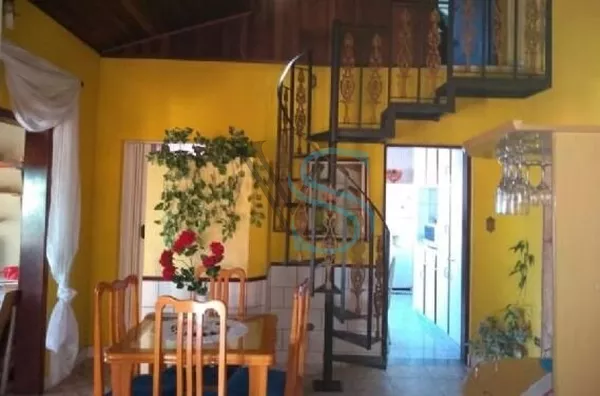 CASA A VENDA EM SÃO ROQUE 