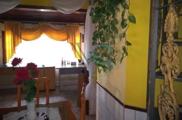 CASA A VENDA EM SÃO ROQUE 