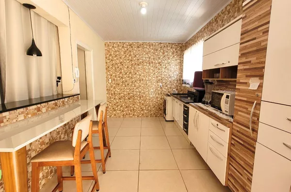Sun House┃temporada┃Acomoda 16 pessoas┃Olímpia- SP