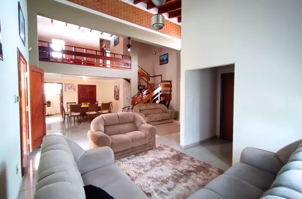 Casa à venda, no Jardim Glória, em Olímpia SP