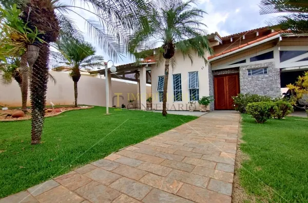 Casa à venda, no Jardim Glória, em Olímpia SP