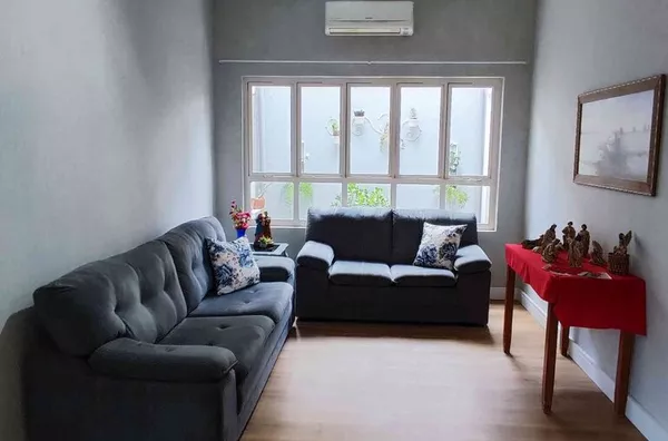 Casa à venda com 4 dormitórios - R$ 700 mil - Foto 2