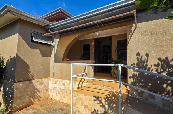 Casa à venda, R$685 mil - Centro, Olímpia/SP