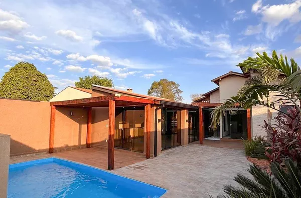 Chácara de Alto Padrão com 20.000m² á venda,  Área Rural de Olímpia-SP
