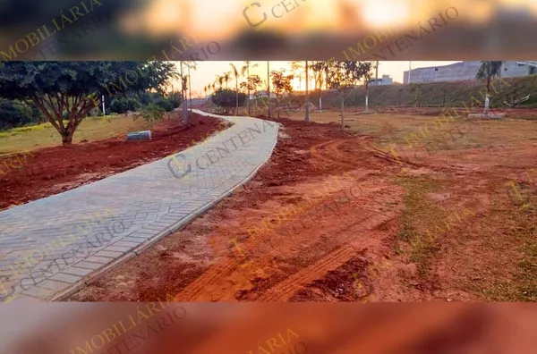 Obra em andamento do Jardim Botânico de Olímpia - Pista de caminhada 