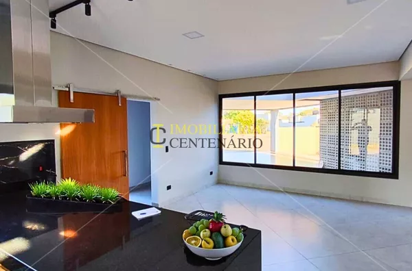 Casa à venda, no condomínio Residencial Tênis Clube, em Olímpia SP