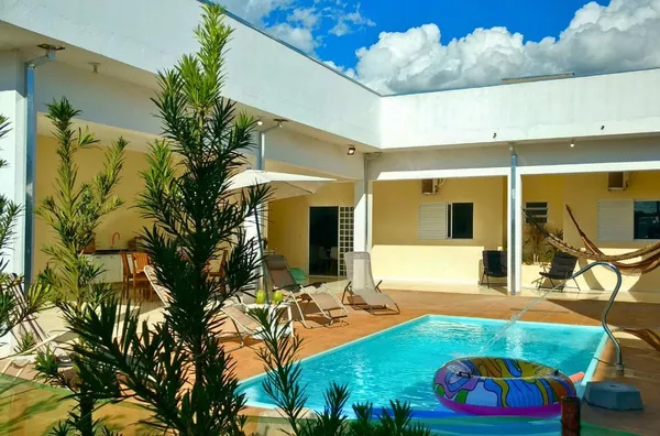 Casa SKY HOME ┃Temporada┃Acomoda 10 pessoas┃Olímpia SP