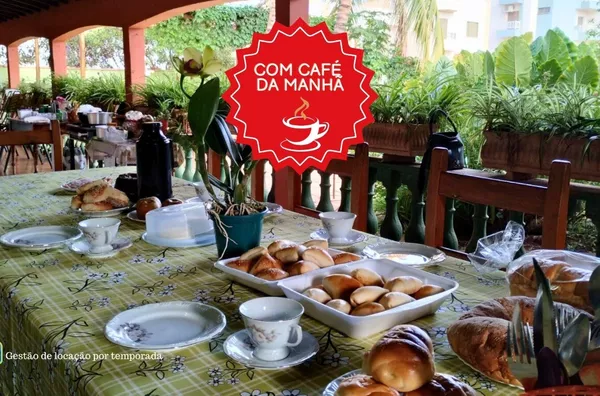 Casa Cantinho da Néia┃Temporada┃Acomoda até 15 pessoas┃Olímpia-SP